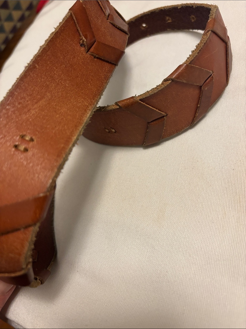 Hand tooled vintage 70’s leather belt with brass buckle cinch for waists 29-31” - Picture 6 of 6